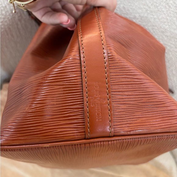Authentic Louis Vuitton Epi petit Noe brown kenya bucket drawstring - Picture 6 of 15